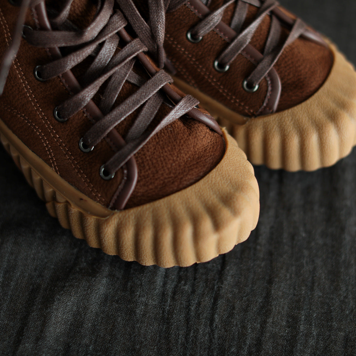 Tendon sole high-top cowhide shoes