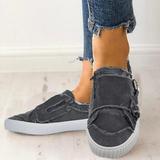 Metal buckle canvas shoes