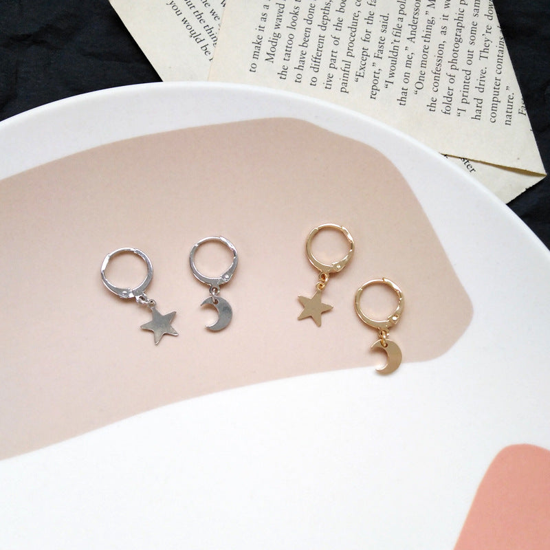 Small star and moon personality asymmetrical earrings