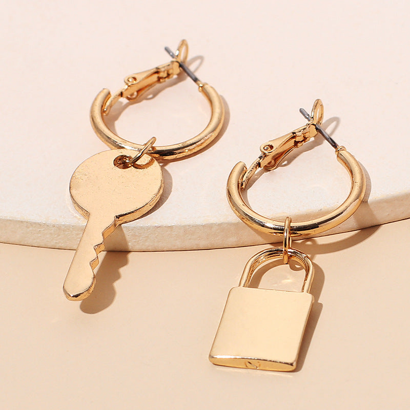Niche Normcore Bag Personality Asymmetric Earrings