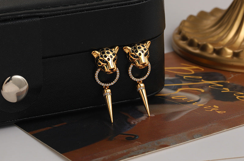 Women's Fashion Personality Trend Stud Earrings