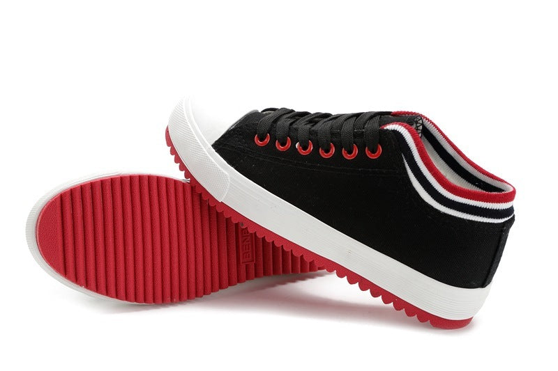 Casual canvas shoes