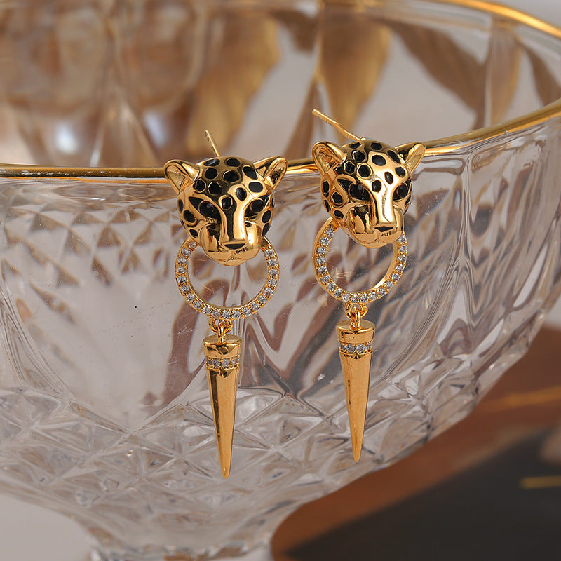 Women's Fashion Personality Trend Stud Earrings