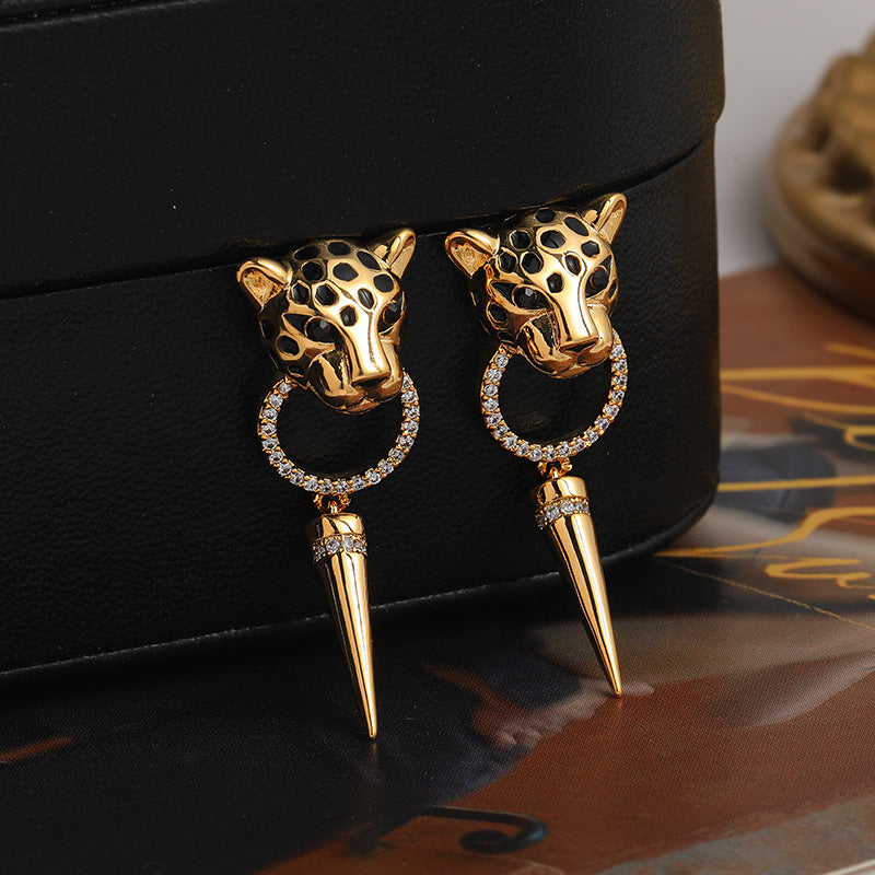 Women's Fashion Personality Trend Stud Earrings
