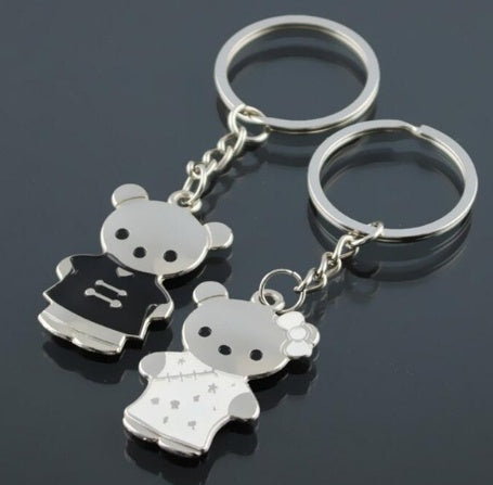 Hot Sale Cute Couple Cat Keychain for Lovers Alloy Fashion Enamel Trinket Ring For Car Key Chain The Birthday Gift llaveros