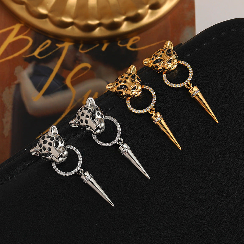 Women's Fashion Personality Trend Stud Earrings