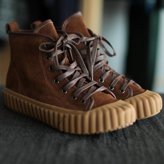 Tendon sole high-top cowhide shoes